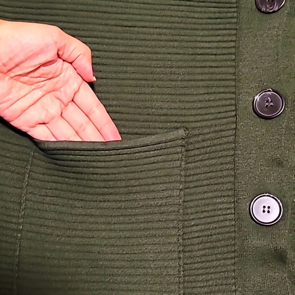 Zara forest green oversized open front sweater. - Picture 6 of 8